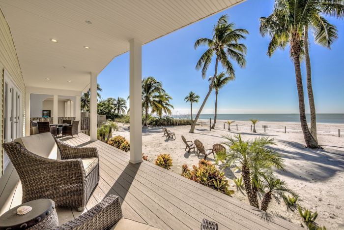 Rentals airbnb myers houses condos beachfront seaside getaway getaways